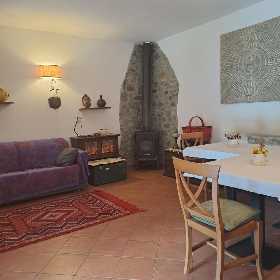 Valeriano Lunense B&B La Casina Rosa La Spezia מראה חיצוני תמונה