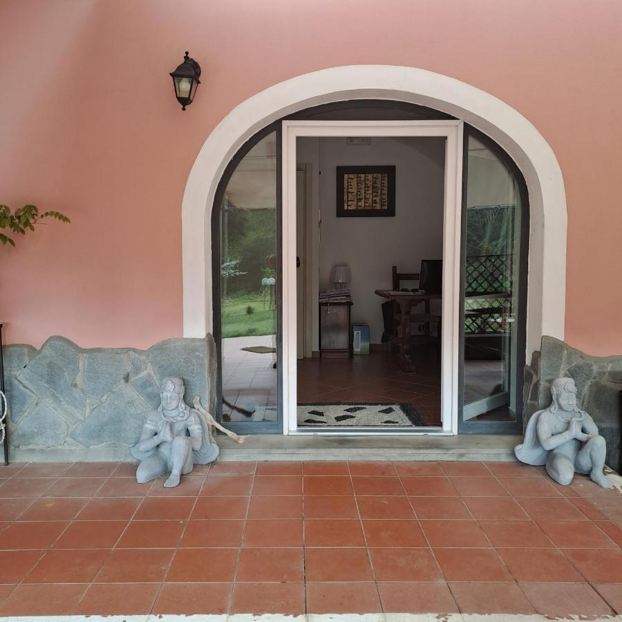 Valeriano Lunense B&B La Casina Rosa La Spezia מראה חיצוני תמונה
