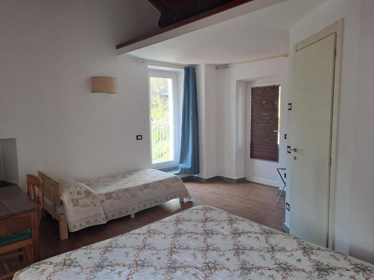 Valeriano Lunense B&B La Casina Rosa La Spezia מראה חיצוני תמונה